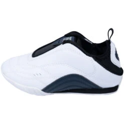 Mooto Drive3 Convertible Kids Taekwondo Shoes 10 Mooto Drive3 Convertible Kids Taekwondo Shoes -Boxing Supplies Shop MTO 133 195 c 3